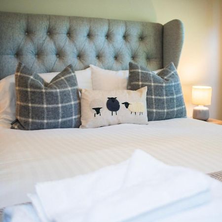 The George & Dragon Country Inn Seaton エクステリア 写真